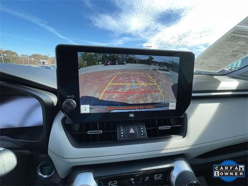 Used 2023 Toyota RAV4 Limited image 27