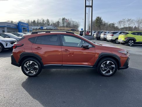 Used 2024 Subaru Crosstrek 2.5i Limited image 4
