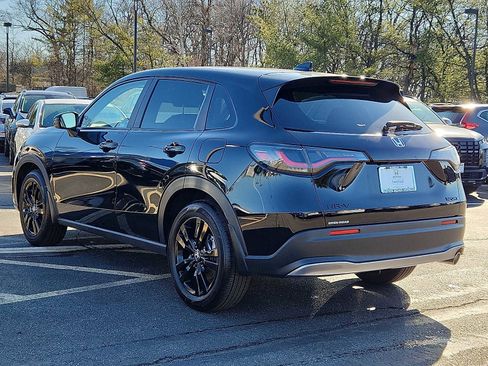 Certified 2026 Honda HR-V Sport image 4