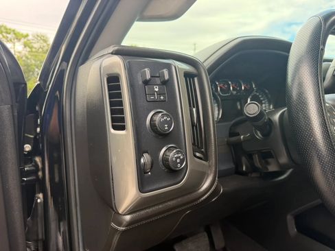 Used 2019 Chevrolet Silverado 2500 High Country w/ Duramax Plus Package AWD/4WD image 27
