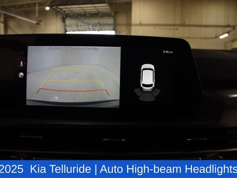 Used 2025 Kia Telluride S FWD image 21