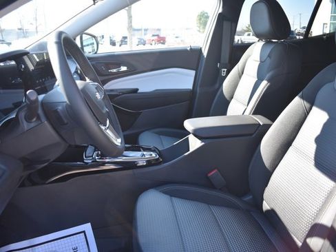 New 2026 Chevrolet Trax LT w/ Driver Confidence Package image 14