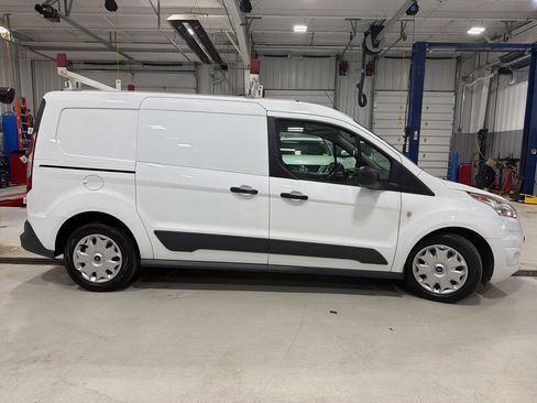 Used 2018 Ford Transit Connect XLT image 10