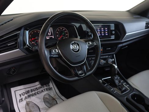 Used 2020 Volkswagen Jetta R-Line FWD image 16