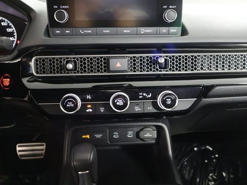 Used 2025 Honda Civic Sport image 44