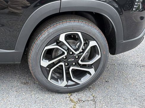 New 2026 Chevrolet Trax RS FWD image 9