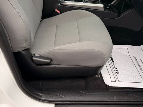 Used 2018 Toyota Tacoma SR5 image 43