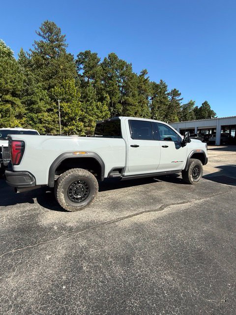 Used 2024 GMC Sierra 2500 AT4X w/ AT4X AEV Edition AWD/4WD image 7