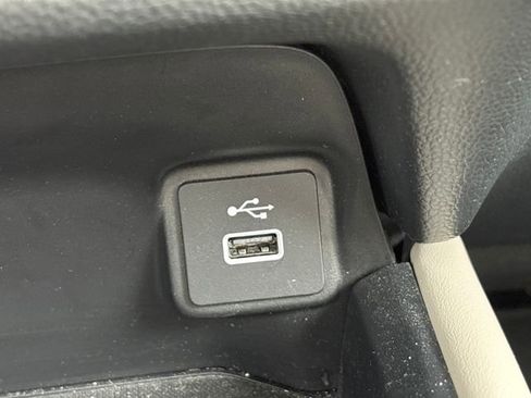 Used 2023 Honda HR-V LX image 18