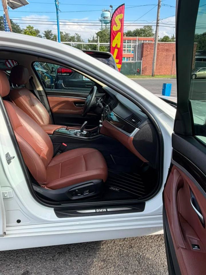 Used 2014 BMW 528i xDrive Sedan AWD/4WD image 28