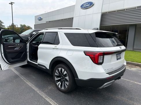 Used 2025 Ford Explorer Platinum w/ LUX Leather Package AWD/4WD image 11
