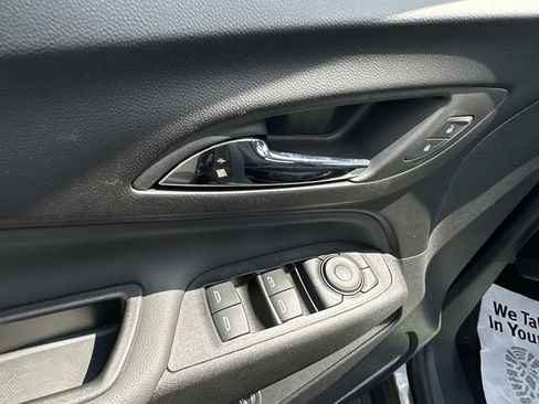 Certified 2024 Chevrolet Equinox LT FWD image 19