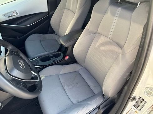 Used 2025 Toyota Corolla SE w/ SE Premium Package FWD image 9