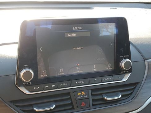 Used 2023 Nissan Altima 2.5 SV image 19