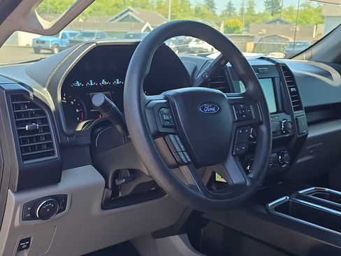 Used 2019 Ford F150 XL w/ Equipment Group 101A Mid AWD/4WD image 14