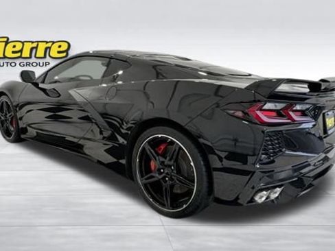 Used 2023 Chevrolet Corvette Stingray Preferred Cpe w/ Z51 Performance Package image 2