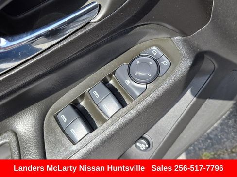 Used 2024 Chevrolet Equinox LT AWD/4WD image 22