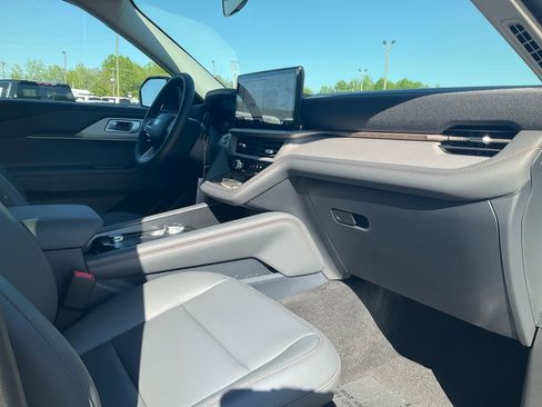 New 2026 Ford Explorer Active image 11