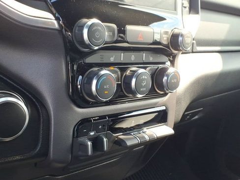 Used 2023 RAM 1500 Big Horn AWD/4WD image 14