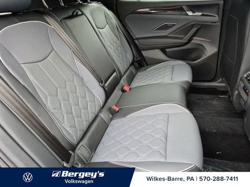 New 2026 Volkswagen Tiguan SEL R-Line AWD/4WD image 26