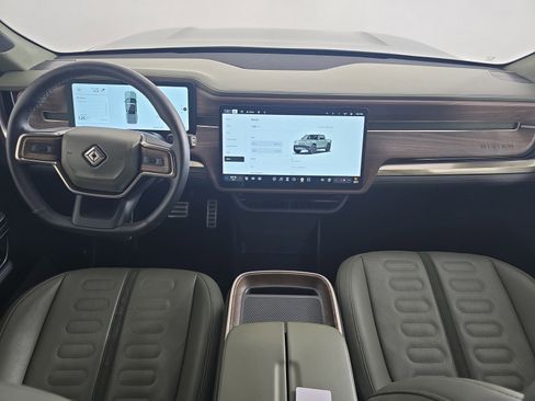 Used 2022 Rivian R1T Launch Edition image 25