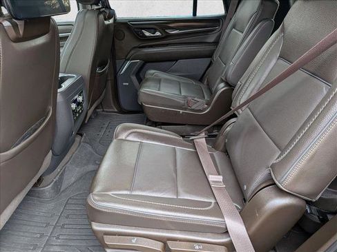 Used 2023 GMC Yukon Denali w/ LPO, Floor Liner Package image 19
