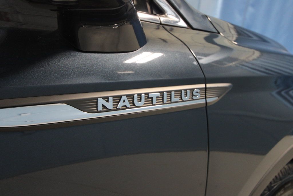 Used 2023 Lincoln Nautilus AWD w/ Premium Package image 38