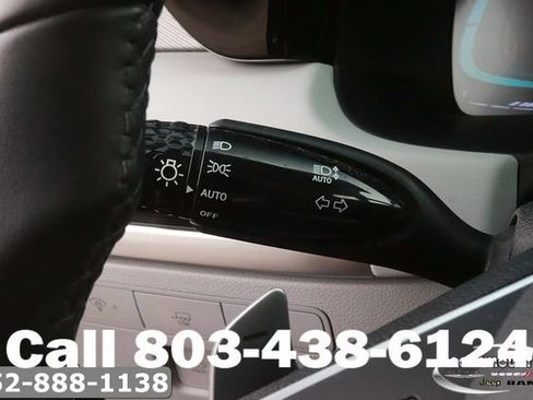 Used 2025 Hyundai Palisade SEL AWD/4WD image 25