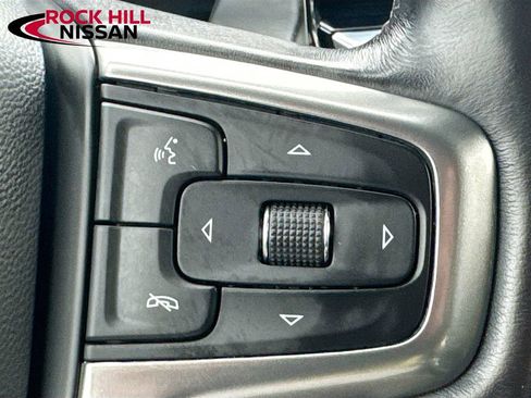 Used 2022 Chevrolet Silverado 1500 LTZ image 12