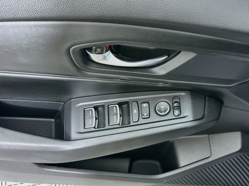 Used 2025 Honda Accord SE image 15