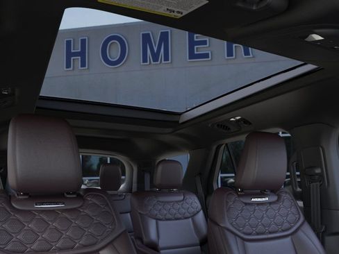 New 2026 Ford Explorer Platinum w/ LUX Leather Package AWD/4WD image 22