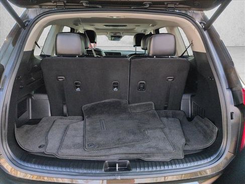 Used 2025 Kia Telluride S image 6