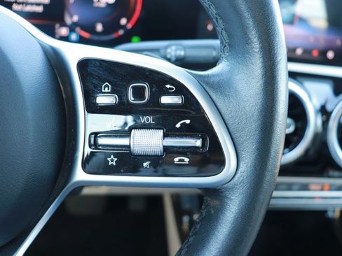 Used 2020 Mercedes-Benz A 220 image 21