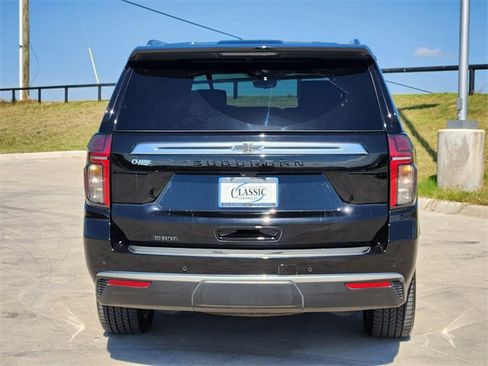 Used 2024 Chevrolet Suburban High Country w/ Advanced Technology Package image 7