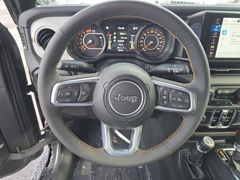 Used 2024 Jeep Wrangler Sahara w/ Safety Group image 21