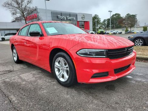 Used 2023 Dodge Charger SXT image 1