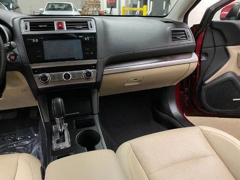 Used 2015 Subaru Outback 3.6R Limited image 22