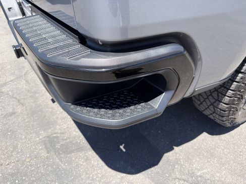 Used 2024 Chevrolet Silverado 1500 LT Trail Boss w/ Convenience Package II AWD/4WD image 14