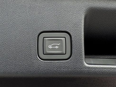 New 2026 Chevrolet Equinox EV RS image 25