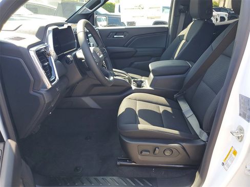 New 2026 GMC Canyon Elevation w/ Convenience Package image 11