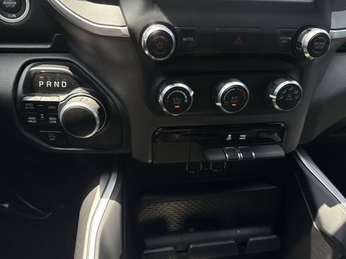 Used 2022 RAM 1500 Big Horn AWD/4WD image 21