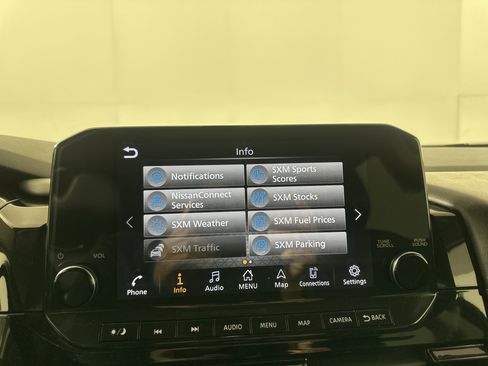 Used 2023 Nissan Pathfinder SL AWD/4WD image 15