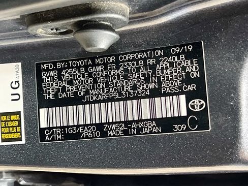 Used 2020 Toyota Prius Prime XLE FWD image 32