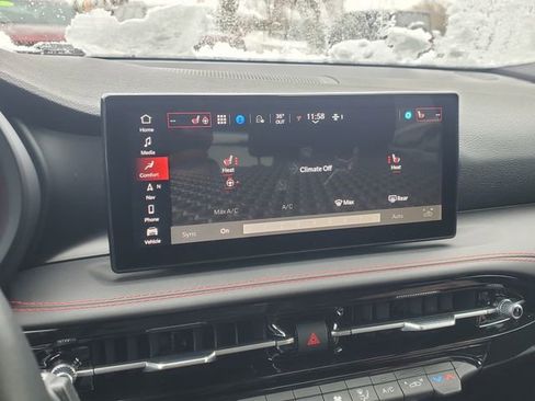 Certified 2024 Dodge Hornet GT image 17