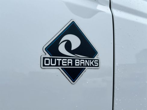 Used 2022 Ford Bronco Outer Banks image 13