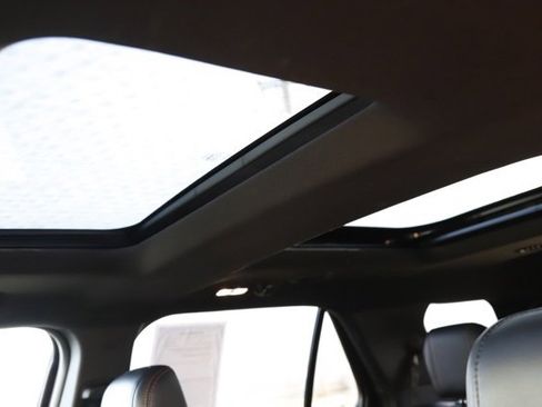 Used 2019 Ford Explorer Sport image 14