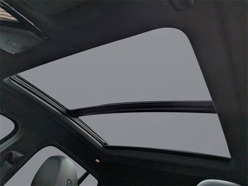 Used 2022 BMW X4 xDrive30i w/ Premium Package 2 image 22