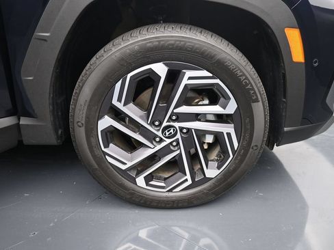 Used 2026 Hyundai Tucson Limited AWD/4WD image 13