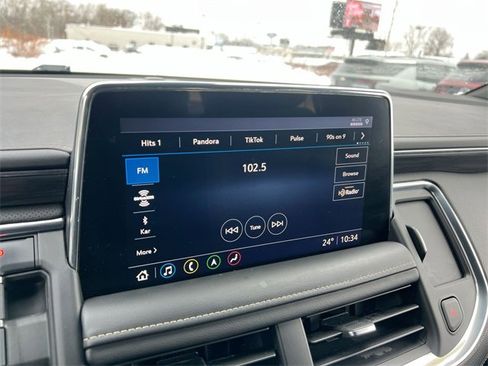 Used 2021 GMC Yukon SLT w/ SLT Luxury Plus Package image 13