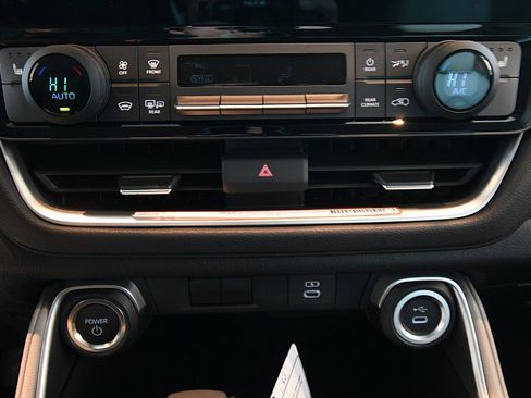 New 2026 Toyota Grand Highlander AWD Hybrid image 15